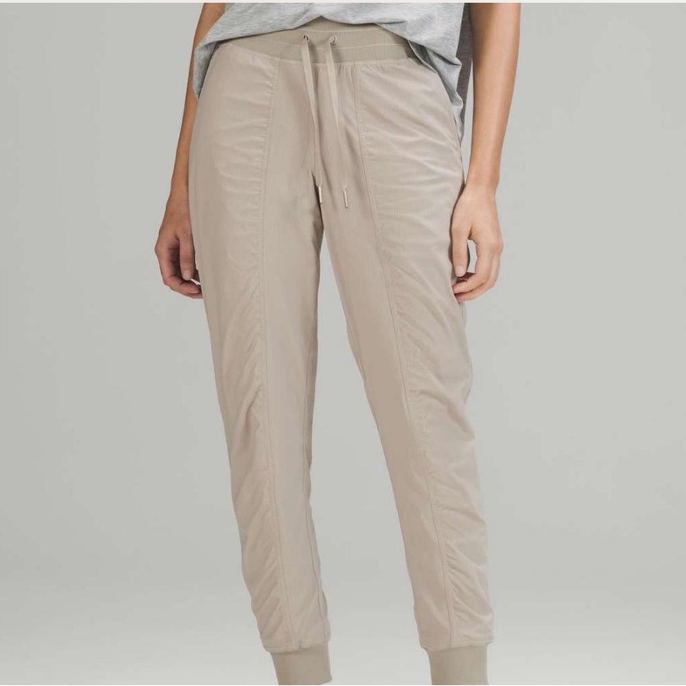 Lululemon | Women’s Dance Studio Jogger